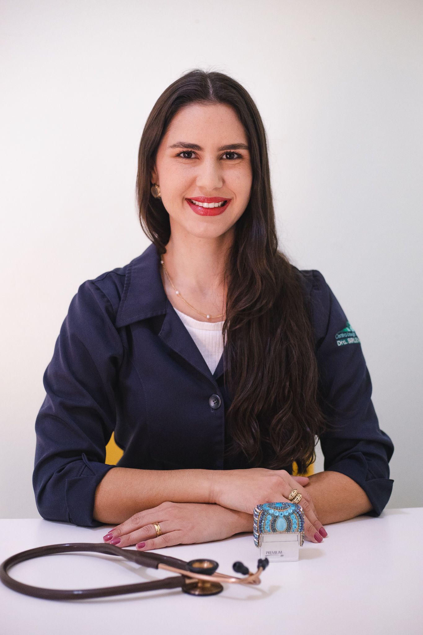 Dra. Márcia Carolina Domingues — Clínica Geral, Endocrinologista e Acupuntura no Centro Veterinário Sirlei Manzan - Uberlândia